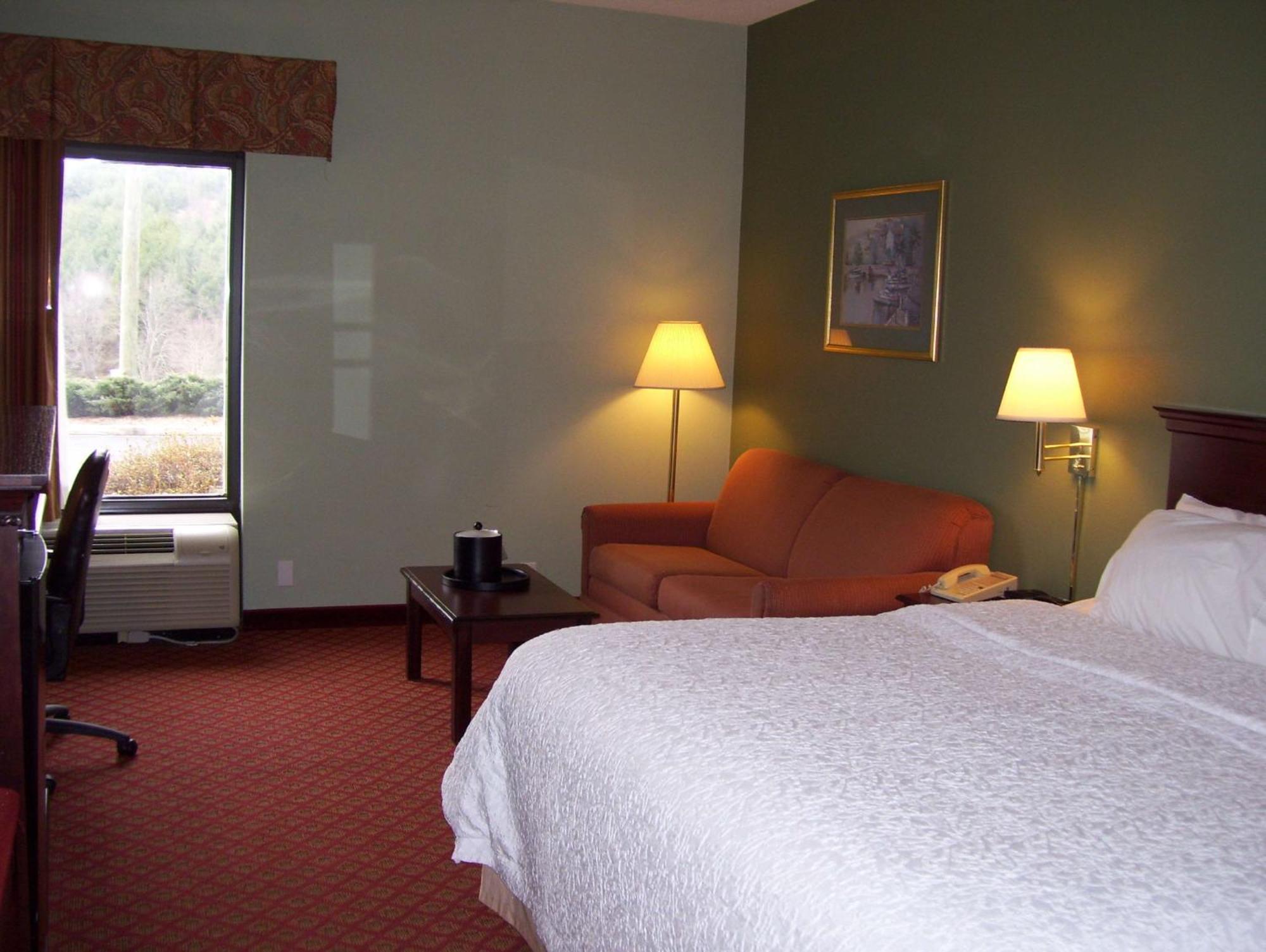 Hampton Inn - Hillsville Eksteriør billede