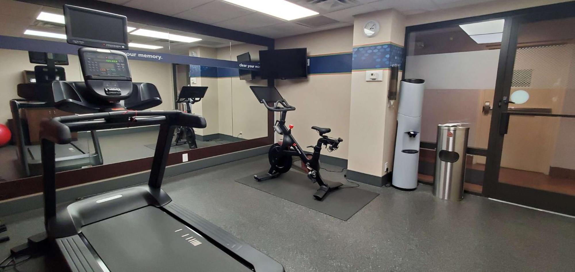 Hampton Inn - Hillsville Eksteriør billede